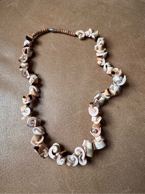 Vintage Shell Spiral Necklace - Pink & Cream Tones coastal beach shore